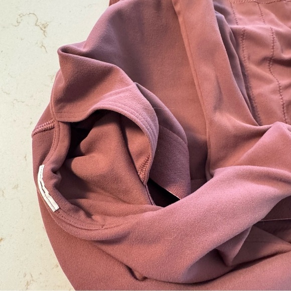 Athleta Conscience Cut Out Sports Tank size Large - Picture 6 of 14